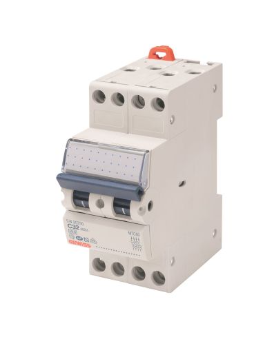 Int.Magnet.Compatto 4P C32 4,5Ka 2M