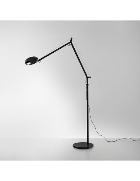 Demetra Professional Led Lampada Da Tavolo Artemide Solo Corpo Nero Opaco